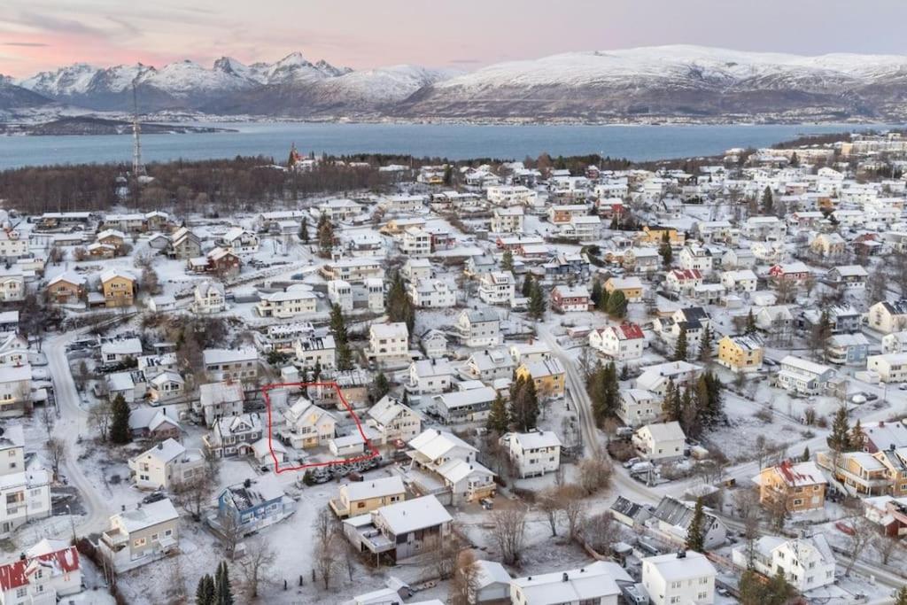 Praktisk Enrumslaegenhet I Centrala Tromsø